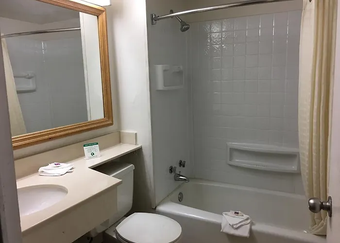 Comfort & Pittsburgh Hotel
