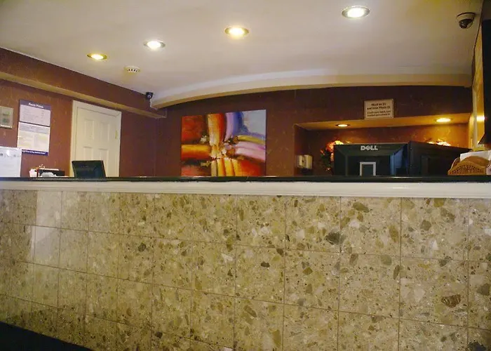 Comfort & Pittsburgh Hotel